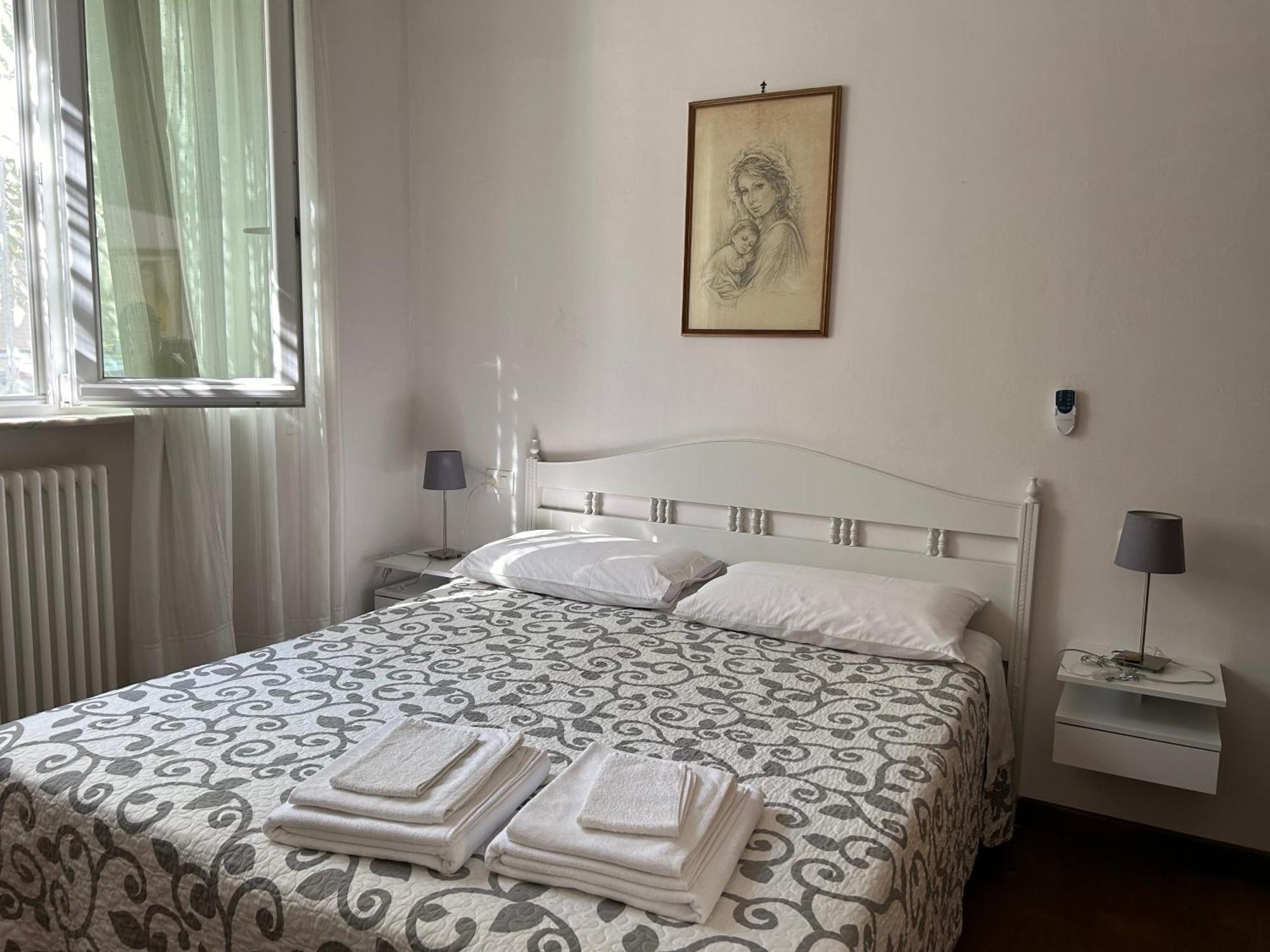 Casa Vacanze Diana Viareggio Kültér fotó